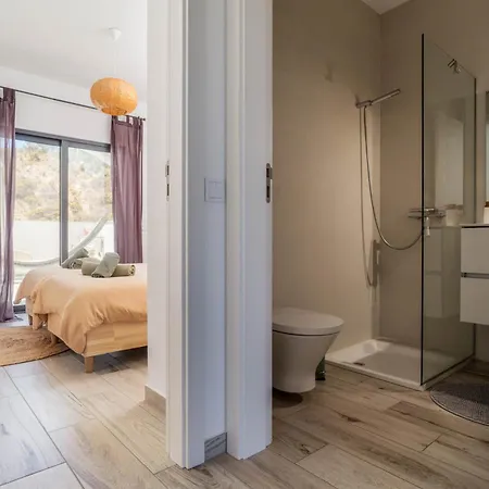 Colibri - Stylish Interior & Near The Daire *