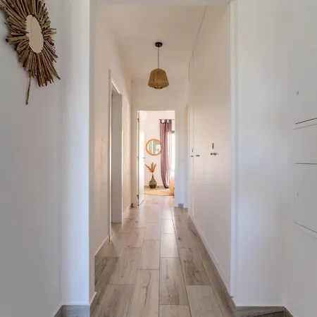 Colibri - Stylish Interior & Near The * Aljezur