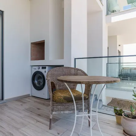 Colibri - Stylish Interior & Near The *