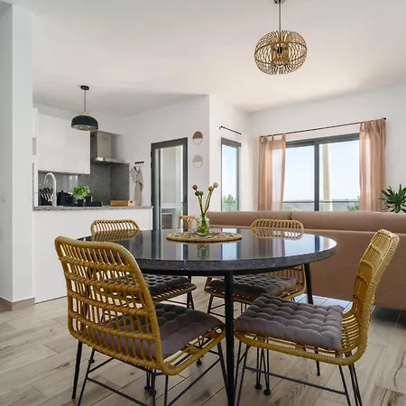 Colibri - Stylish Interior & Near The Lägenhet *